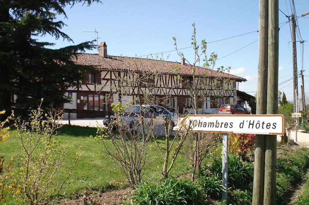 La Croix De Bois Jayat Exterior photo